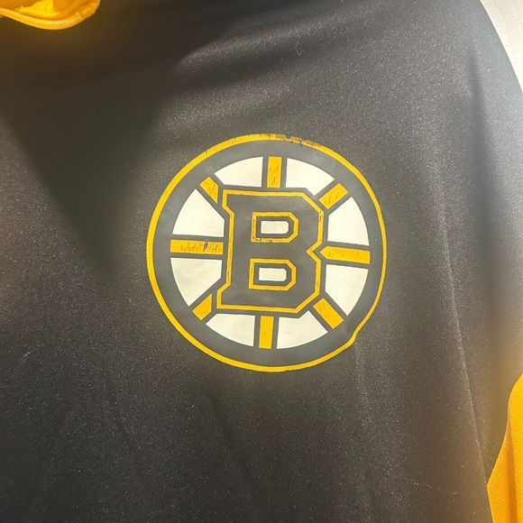 Fanatics Bruins Black and Yellow Men's Pullover Quarter Zip - Picture 2 of 4